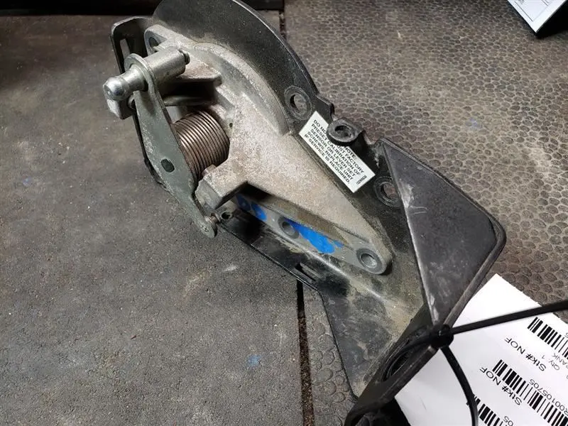 1999 Ram 2500 24V Diesel Bell Crank Tps Sensor. Part Number 53031576 1