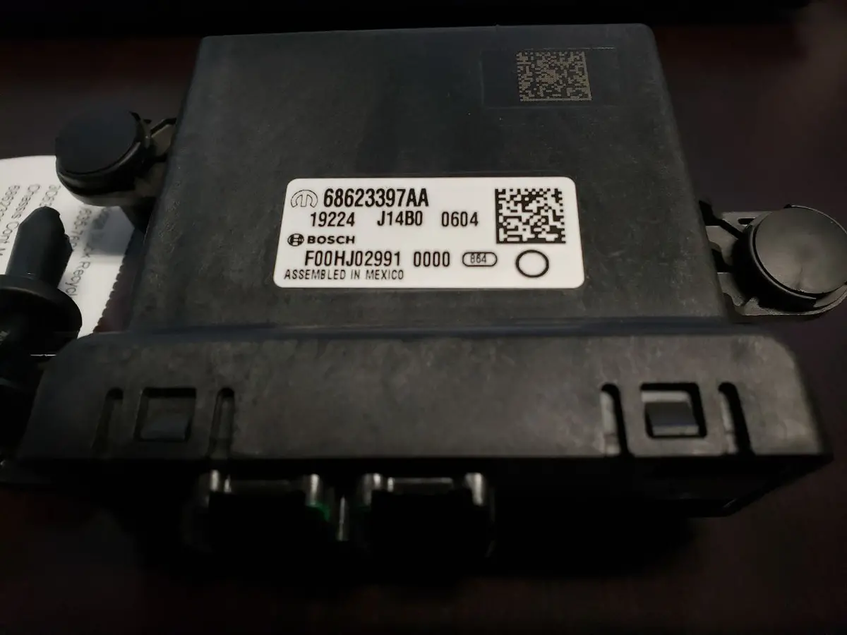 2024 Ram 3500 Gateway Module. Part Number 68623397Aa 1