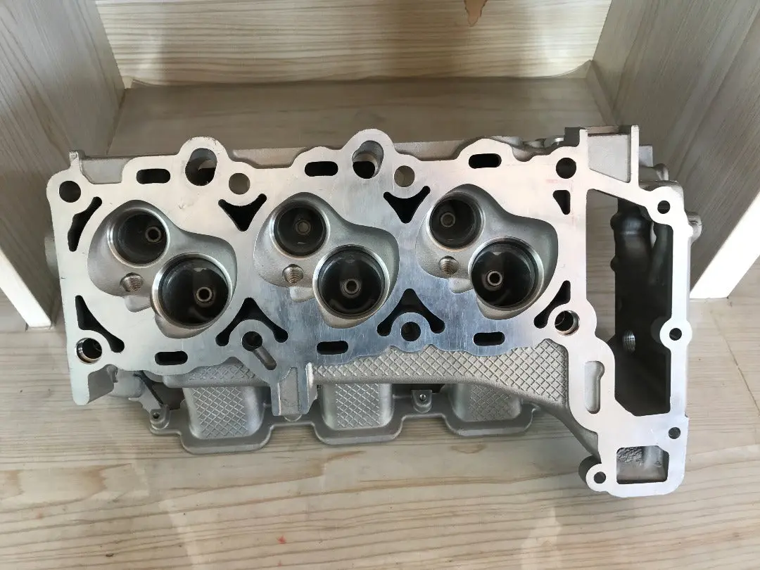 Jeep Chrysler Dodge V6 3.7 Cylinder Head 1