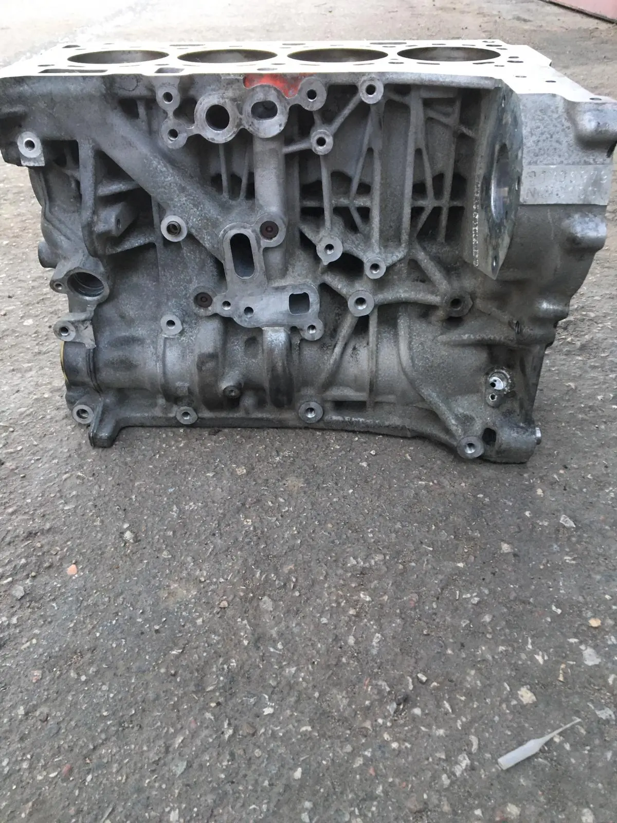 Bare Diesel Engine Cylinder Block For Bmw E61 520D Lci 07-10 7797922 7797922-08 E82 E87 E90 E91 E60 118D 320D 520D N47d20c 2007 - 2011 Bmw 3-Series E90 E91 318D 318 D 2.0 2,0 D N47 X3 1