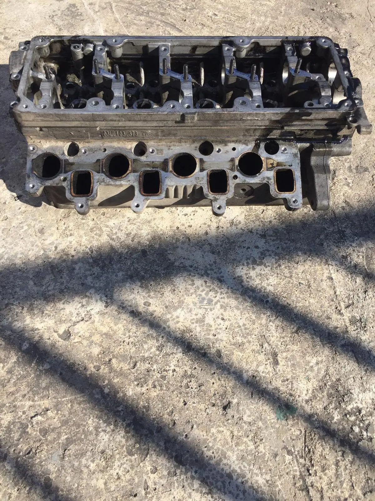 Engine Cylinder Head Motor Zylinderkopf Vw Tiguan Audi Seat Skoda 2.0 D Diesel 2,0 Tdi 03L103373 V260 1