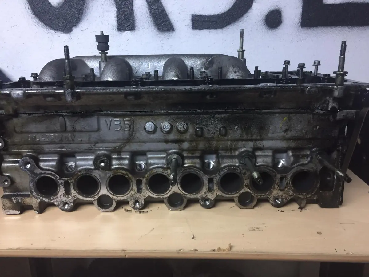 Cylinder Head Peugeot 607 807 2.2 Diesel 16V Dw12 2000-2007 9634559710 Engine Code 4Hx 1