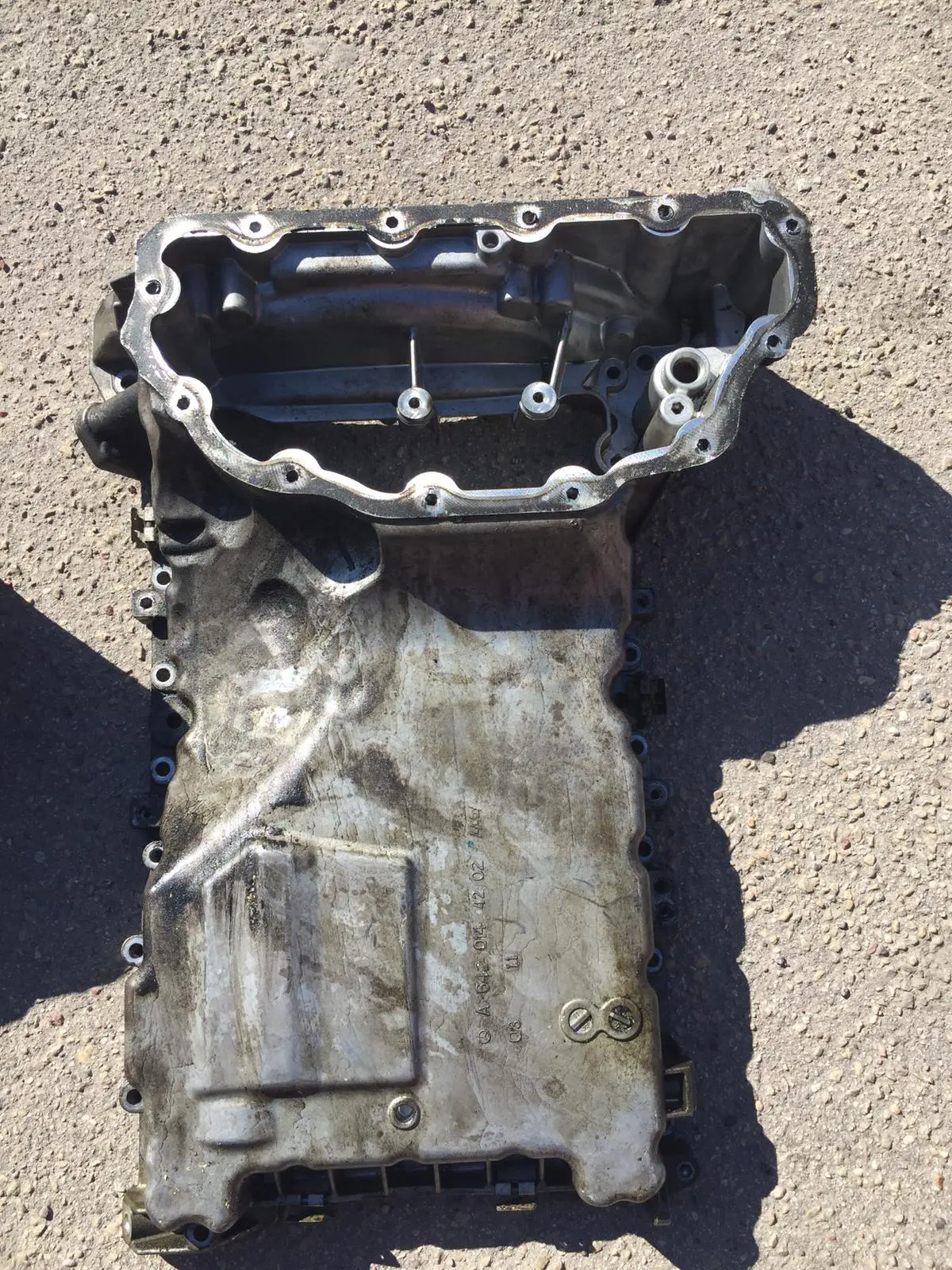 Upper Oil Sump Pan A6420144202 Mb Mercedes Benz Mercedes-Benz Ml Class Viršutinis Karteris Поддон Масляный Картера Двигателя, Верхняя Часть 3.0 3.5 Cdi 320Cdi 350Cdi 1