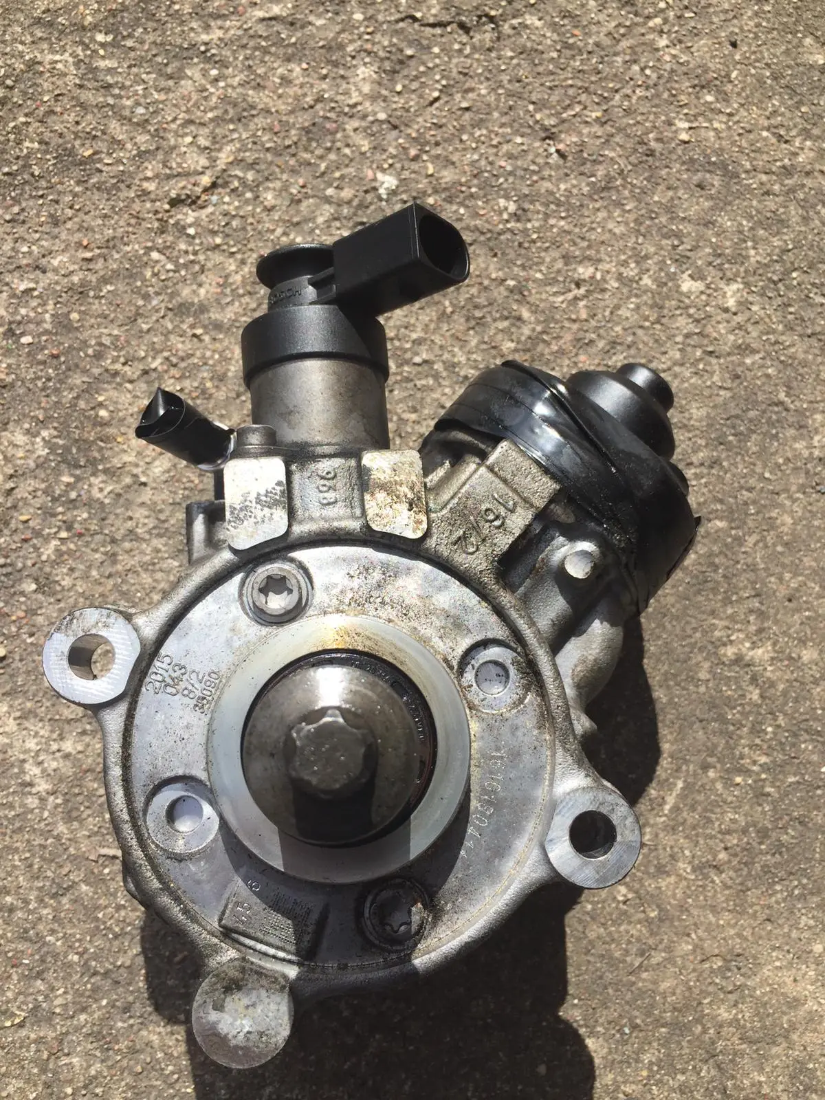 2016 Bmw 114D 1.5 D Injector Pump High Pressure 8511626 B37 0445010764 1