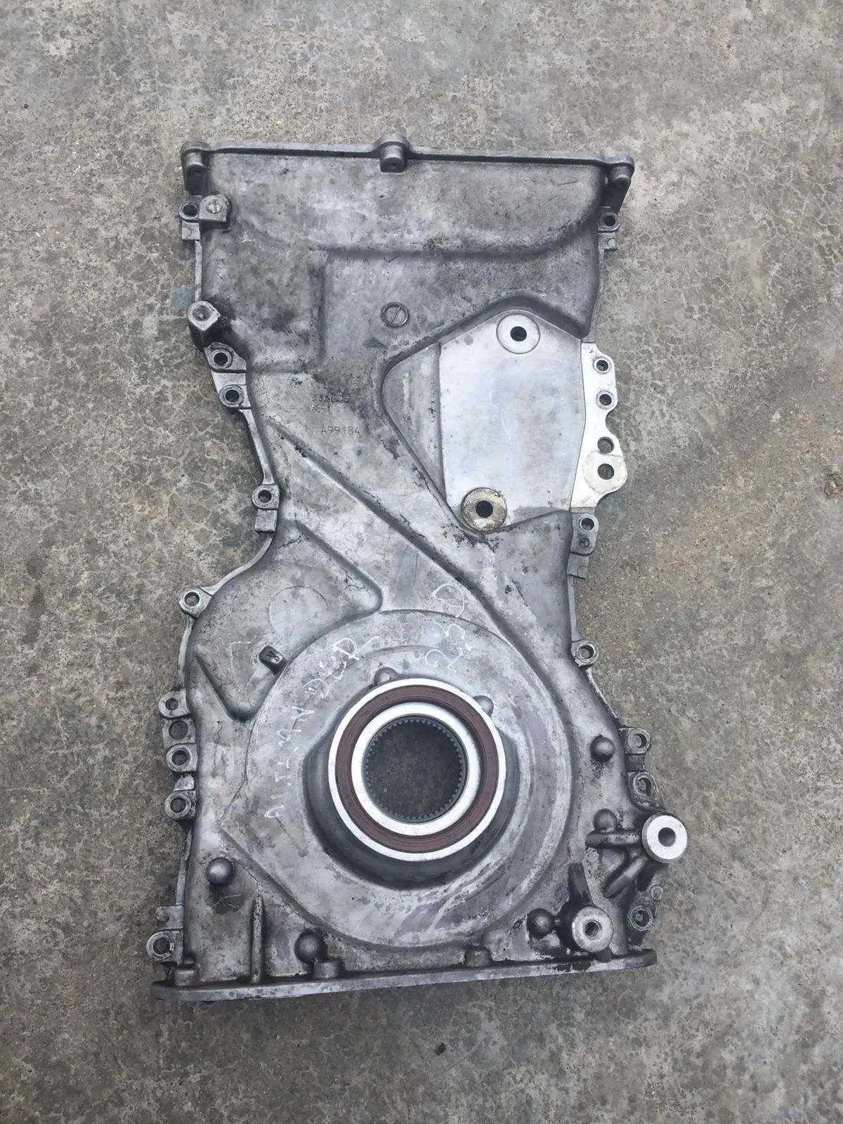 Oil Pump And Chain Cover For Mitsubishi Outlander Engine Parts 2.3 Diesel 4N14 2012 1