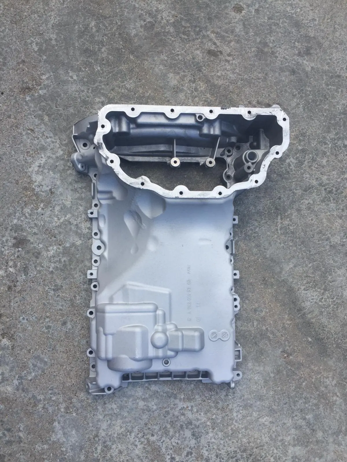 Used And Previously Welded No Warranty Oil Upper Sump Pan For Mercedes Benz Ml Gl166 3.5 Cdi 350Cdi 3.0 3,0 3.5 3,5 Diesel Engine Om642 M642 642 Miska Olejowa A6420145302 Gle 1