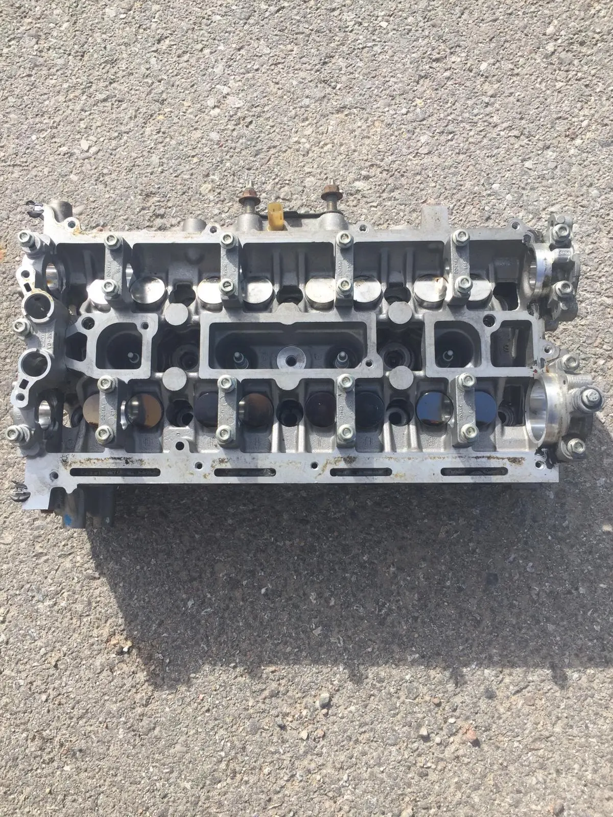 Ford Focus St Rs 2.0 Ecoboost Petrol Engine Code R9da Cylinder Head With Valves 2014-2018 Iii Mk3 16V St 250Hp Part Number Rfcj5e6090eb Rfcj5-6090-Eb 1
