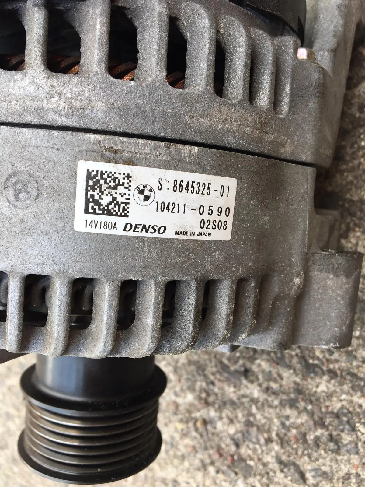 Petrol Denso Alternator 8645325-01 2