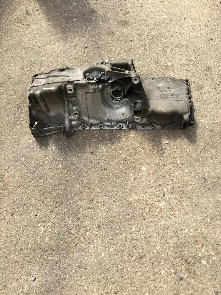2010 Oil Sump Pan Bmw X5 X6 3,0 3.0 Diesel N57 N57d30a Part Number 1113 7807806 11137807806-06 11137807806 1