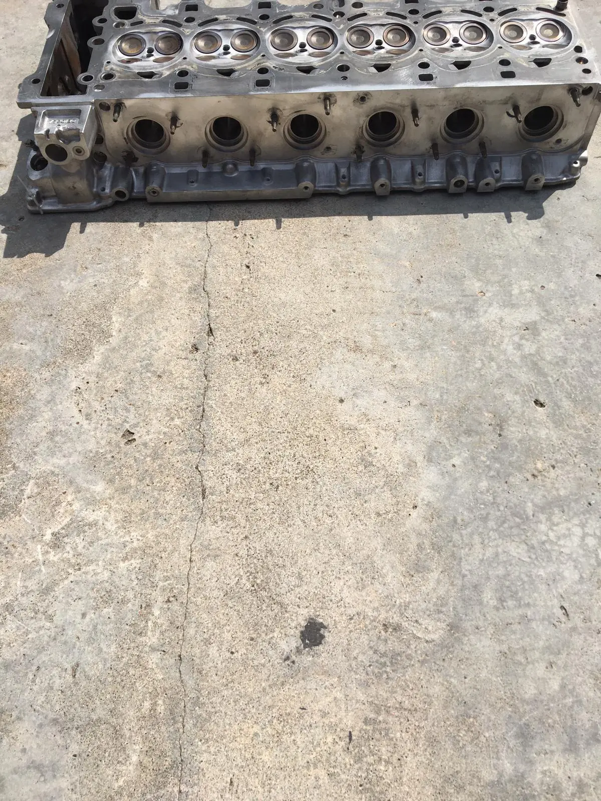 Bmw E90 335I E60 535I N54 3.0 Doubleturbo  3.5 Twin Turbo N54b30a Petrol Engine Cylinder Head Part Number 7560180 1