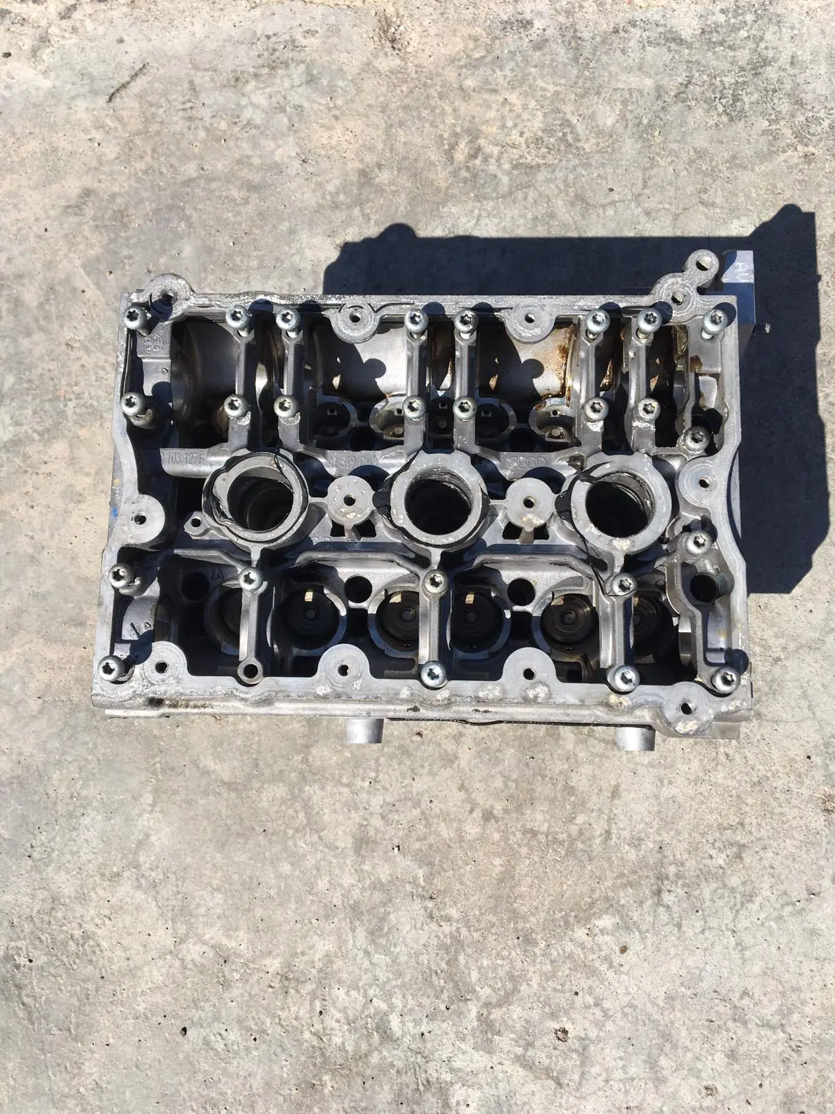 06C103373e Cylinder Head Asn Avk Engine And Cam Camshaft Cap 06C103127f 3.0 V6 Petrol Audi A4 A6 1