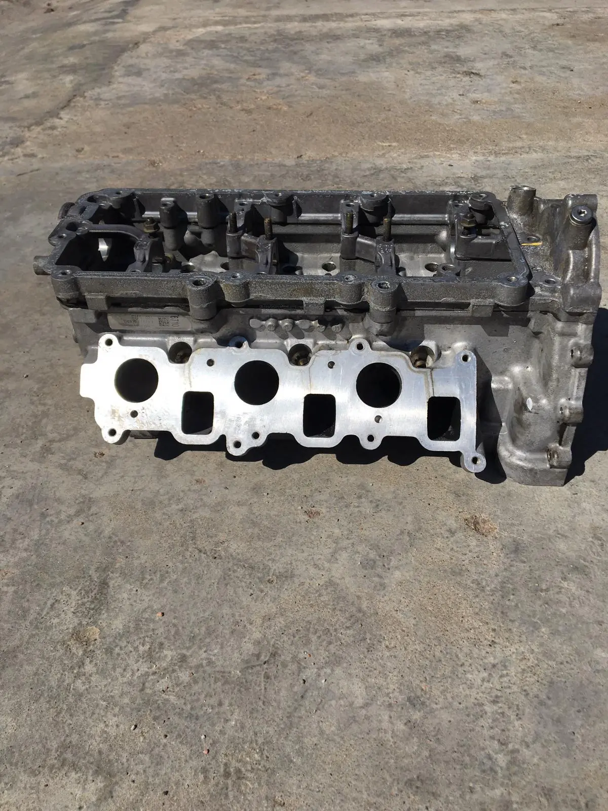 Cylinder Head For Audi A4 8K A5 8T 3.0 V6 Tdi Diesel Cdy Cdya Cap Capa 0594S 059286K And Camshaft Cap 1