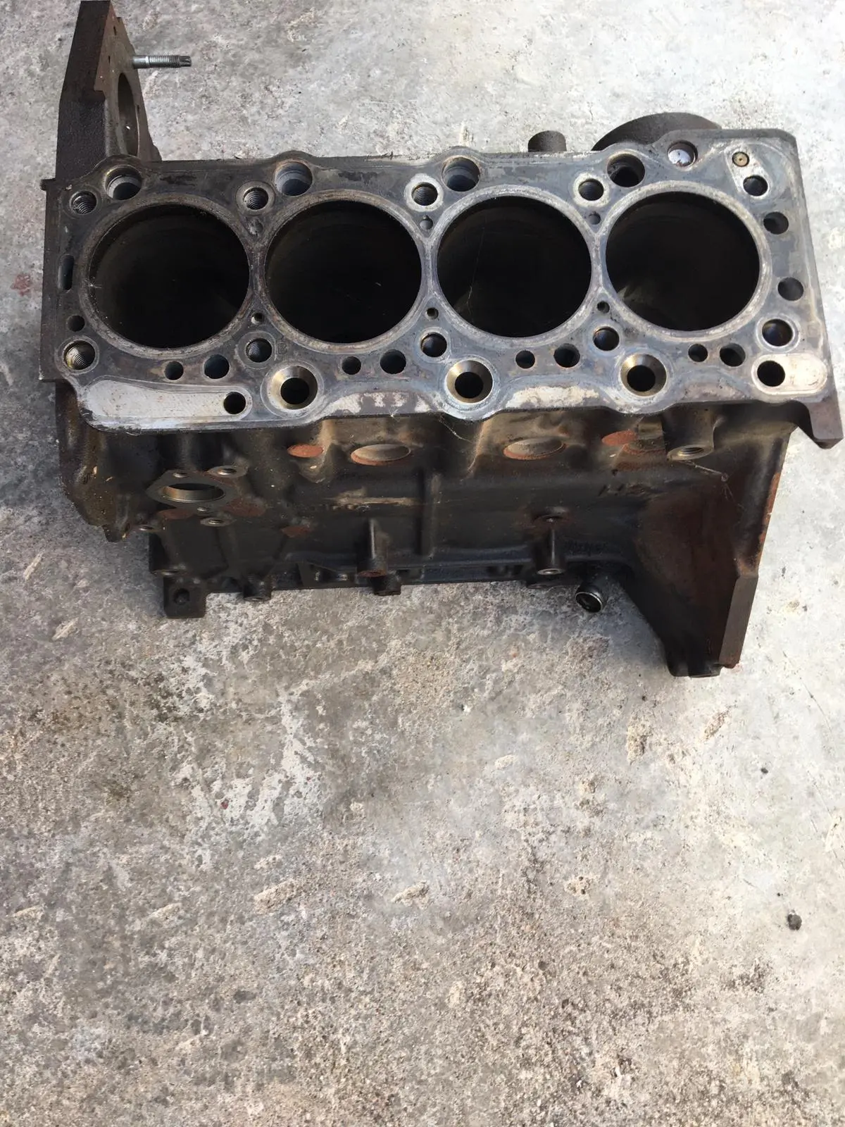 Cylinder Block For Opel 1.7 Diesel Engine Code Z17dtr Zafira Astra Vectra Corsa Gm Chevrolet 1