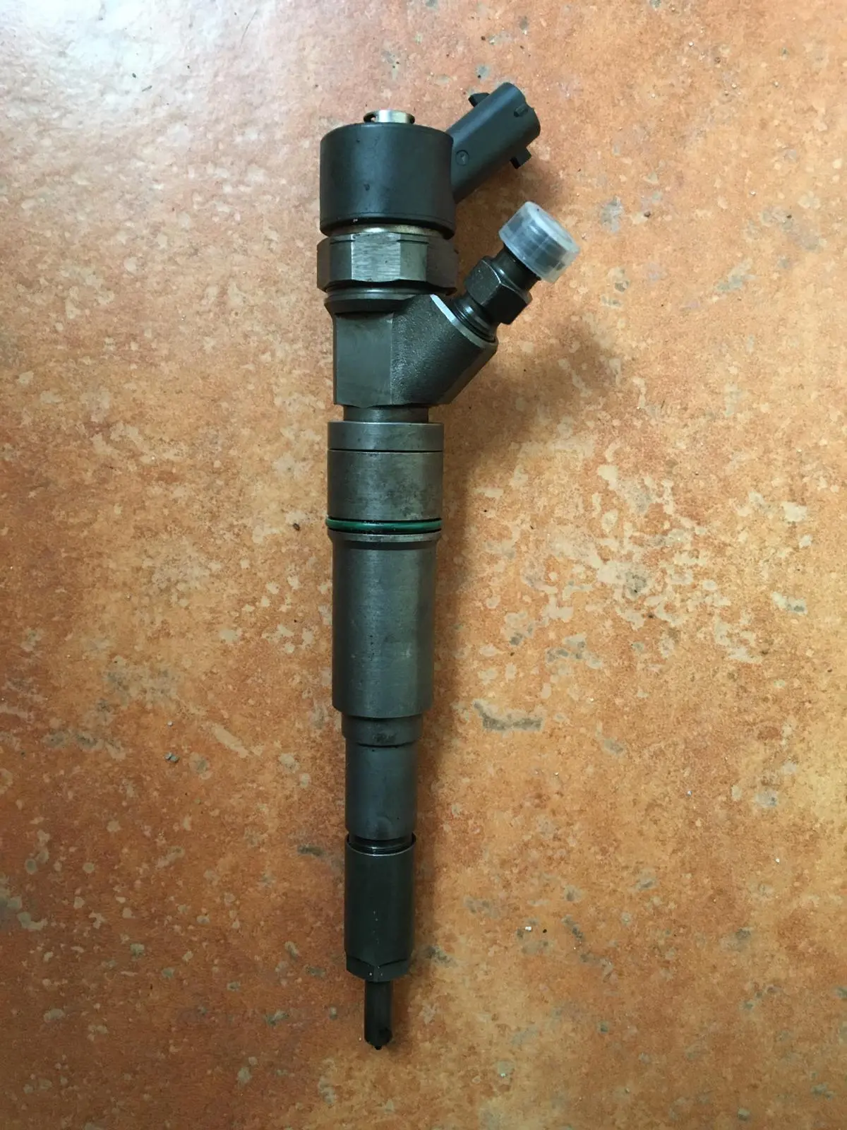 Diesel Fuel Injector For Bmw 525D Diesel Engine Bosch Part Number 0445110048 Oe Number 7785985 2.5 2,5 3.0 3,0 6 Cylinder 1