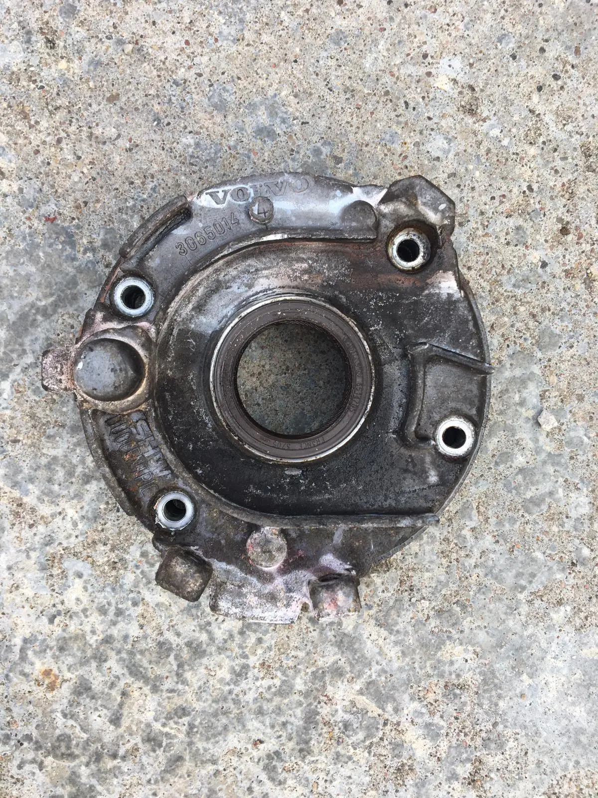 Oil Pump For Ford Mondeo S-Max Smax Mondeo Galaxy Focus Kuga Volvo 2,5 2.5 L St 225  St225 Turbo Petrol Part Number Oe Genuine 3065014 2004 - 2014 Engine Code Huba Hyda Huwa 1