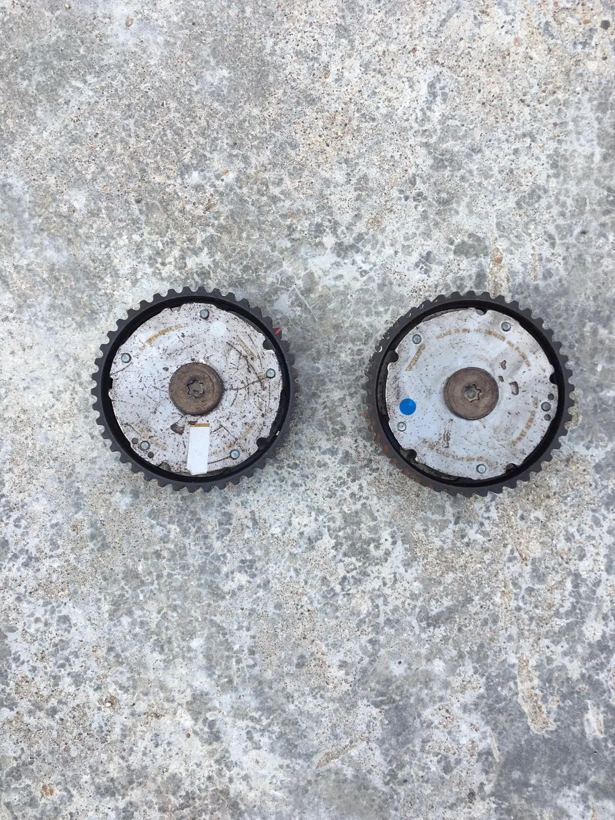 Pair Of Camshaft Adjusters: Ford Focus St 225 2.5 2,5 Turbo Petrol Volvo C30 C70 S40 S60 V50 Exhaust Engine Camshaft Adjuster Timing Gear Ina Oem Mondeo Smax S-Max Galaxy Part Numbers Number 30646225 30646226 1
