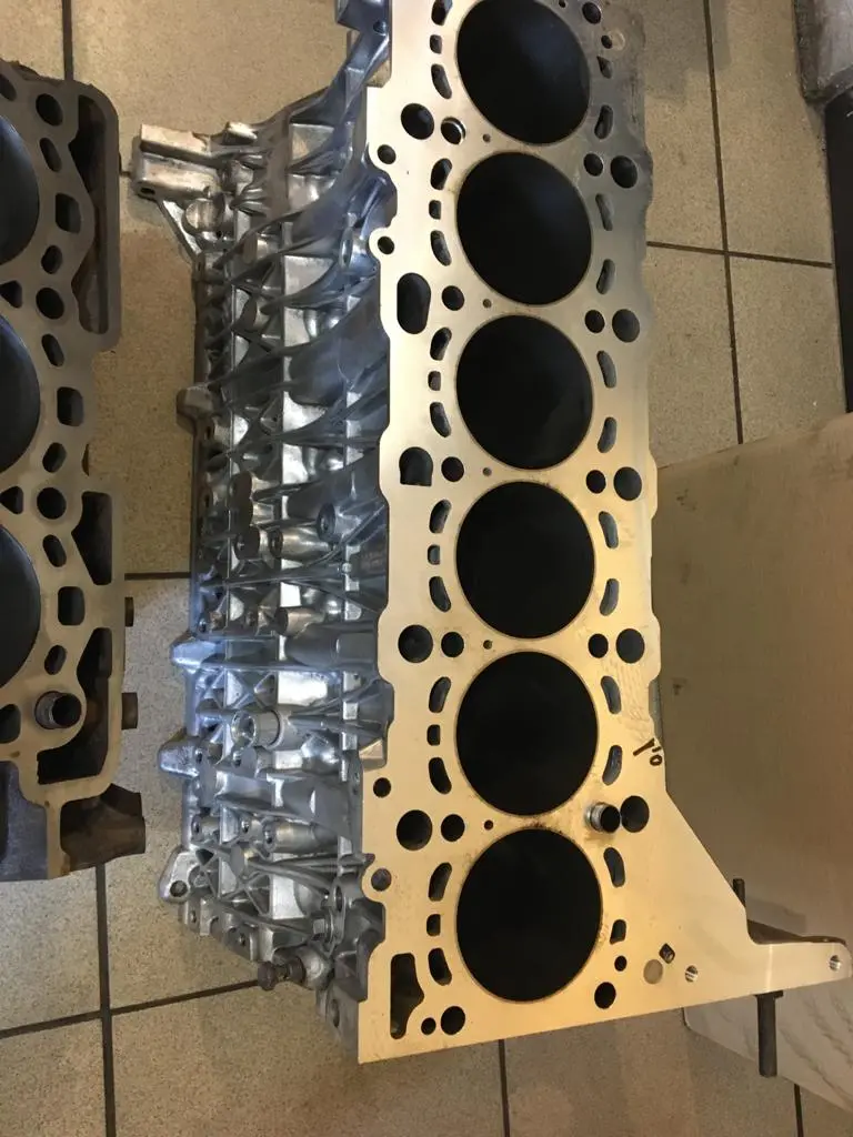 00 Engine Cylinder Block 7792822 Bmw 3.0 Diesel M57 M57d30 306D3 306D5 330D 530D 630D 730D 735D X5 X6 E90 E91 E60 E61 E65 E83 E71 1