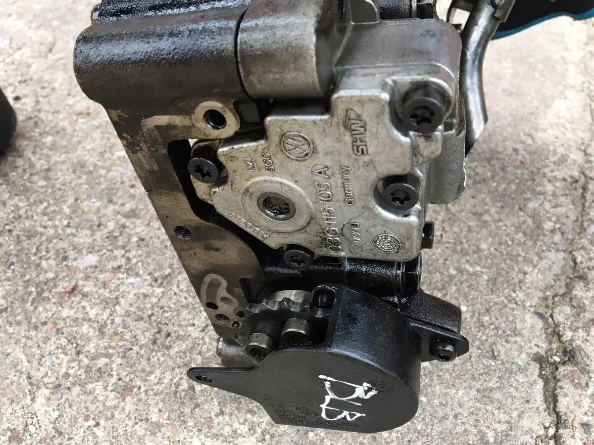 2011 Audi A4 B8 Bre Blb Cag Engine Oil Pump And Balance Shaft Module 2.0 Tdi 03G103537b R03g103535b V200 03G103535b Chain Driven Type 03G 115 105 A V300 Shw Vw 2