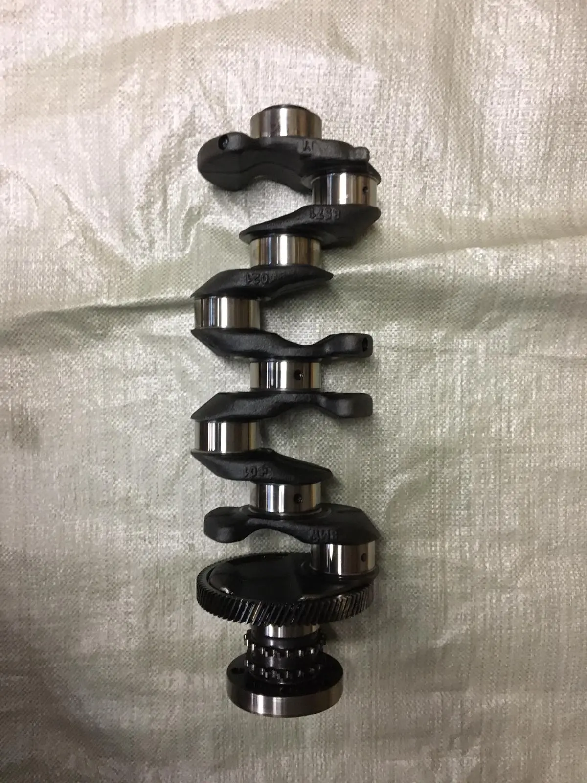 2014 Crankshaft For Bmw 1, 3, 5 Series 2,0 2.0 D Diesel Engine Code N47d20c N47 B47d20c B47 Part Number 8571021 1