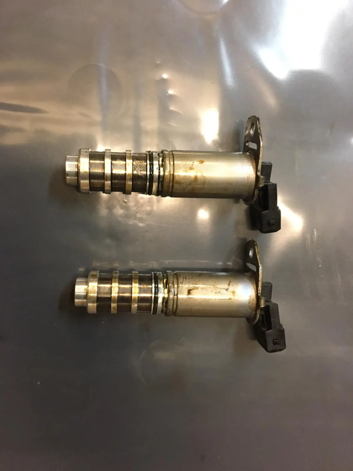 2014 Bmw 1, 2, 3, 4, 5 Series 3,0 3.0 Petrol Set 2 Pcs Of Timing Vanos Solenoid Valve Camshaft Adjustment Adjuster For Bmw 1 3 5 6 7 Series X5 X3 M135i 3.0 Petrol N55b30a 1