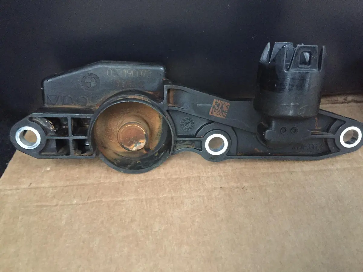 Bmw E46 2001 -2006 N42b20 N46b18 N46b20 Camshaft Eccentric Shaft Sensor 7513783 Vdo 1