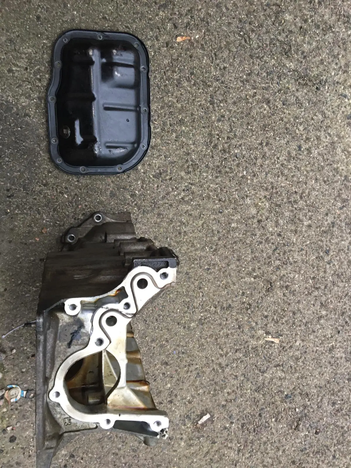 2012 Lexus Ct200h Hybrid 1.8 Petrol Engine Oil Sump Pan 1