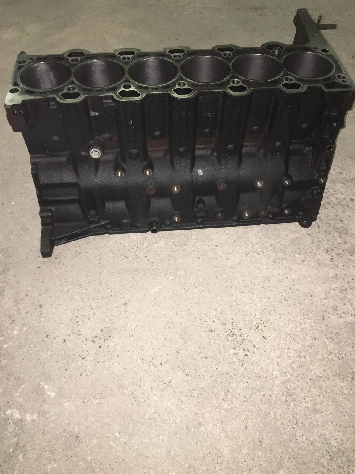 Wordwide Shipping Of Ideal Standard 2003 2004 2005 Year Bmw 5 Series 5Er E60 M57tud30 160Kw Engine Block 7788546 Std 1