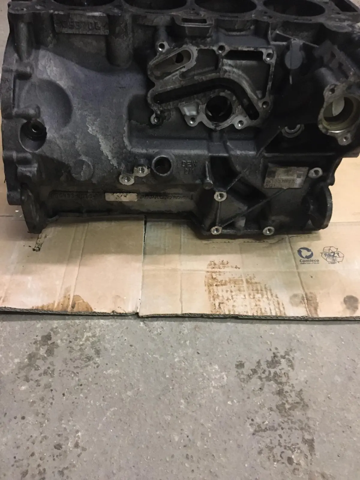 2017 Engine Cylinder Block Pbg4d3-6015-Ee 2.0 D 204Dtd Land Rover Discovery Sport Evoque Jaguar Xe Xf F-Pace E-Pace 1