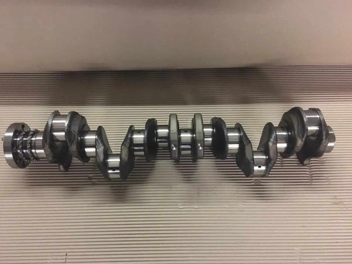 2019 Crankshaft Bmw G01 X3 X5 X6 3.0 Diesel Xdrive B57d30a  Part Number 8571851 / 8571852 1