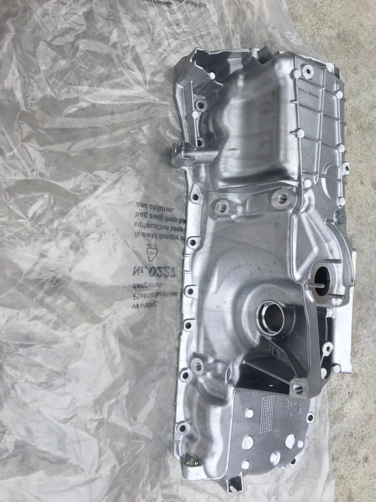 ☆☆☆ X-Drive ☆☆☆ Oil Sump Pan For Bmw N57 N57d30a N57d30b  F01 F06 F07 F10 F11 F12 F13 640Dx 530Dx 535Dx 730Dx 740Dx - 11137800325 Part Number 7800325 1