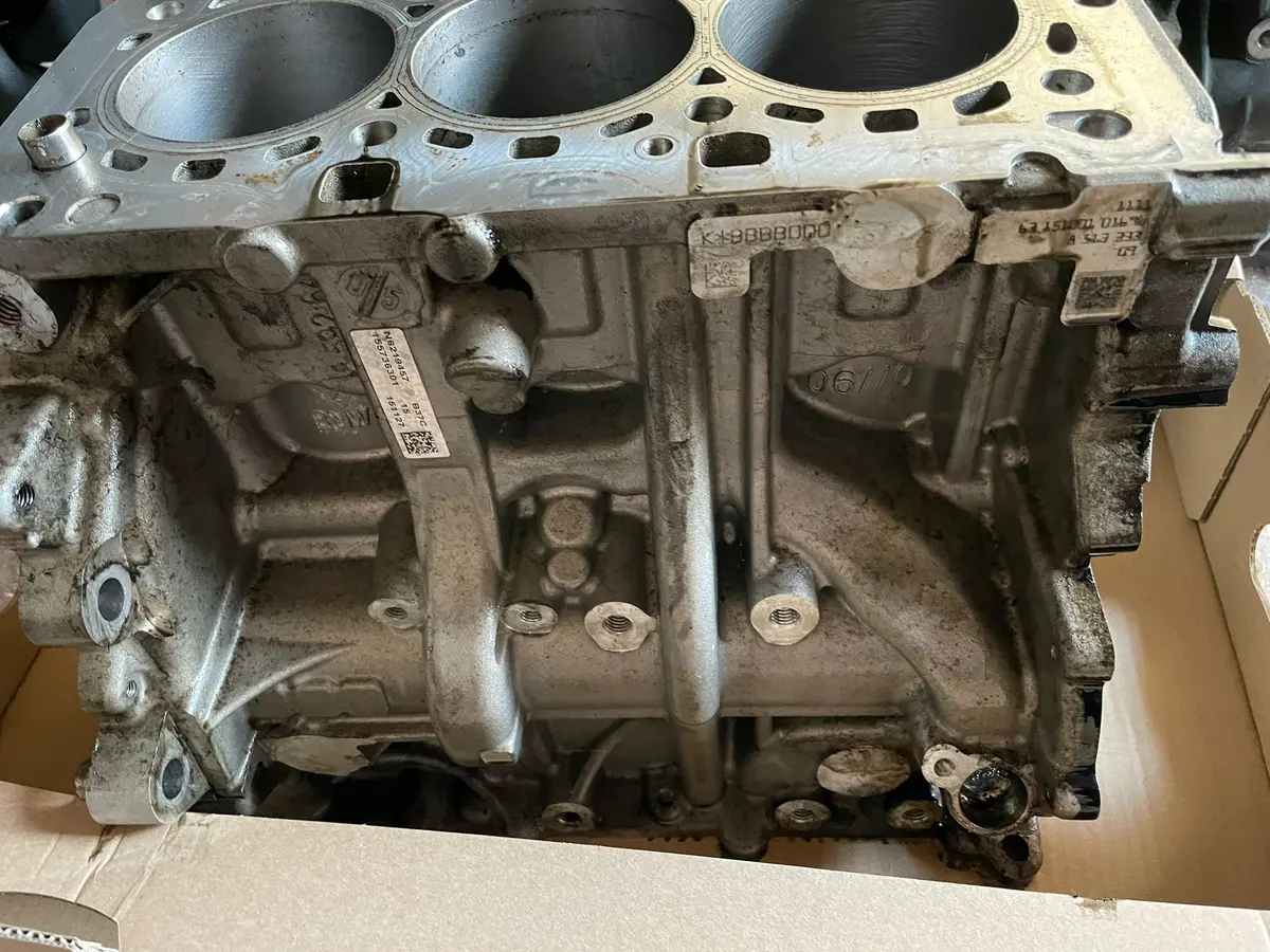 Mini Cooper D 1.5 Litre Diesel Engine Cylinder Block B37 B37c15a F55 F56 F57 Part Number 8592649 1