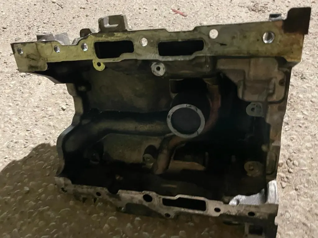 Oil Sump Pan For Nissan Datsun Navara D40 3.0 Dci V6 24V Dpf 4X4 Pickup, Diesel, 2.998Cc, 170Kw (231Pk), 4X4, V9x, 2011 , D40 Part Number 8200888984 Renault 3,0 D 2