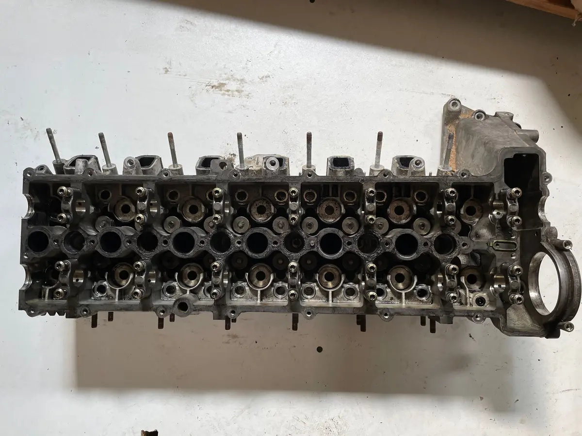 Bmw X5 3.0 Td6 Cylinder Head 7788581.9 1