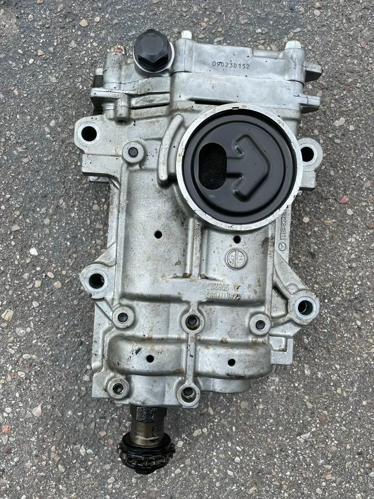 2010 Mazda Cx-7 2.2 Mzr-Cd Awd Diesel Suv Engine Oil Pump R2aa11700 R2aa14100 1
