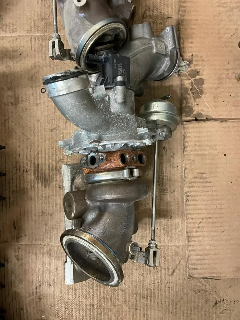 Pair Of Turbo Chargers For Mercedes-Benz Gle Amg W166 2017 5.0 3.0Tt 330Kw Twin Turbo A2760903280 And A2760903380 1