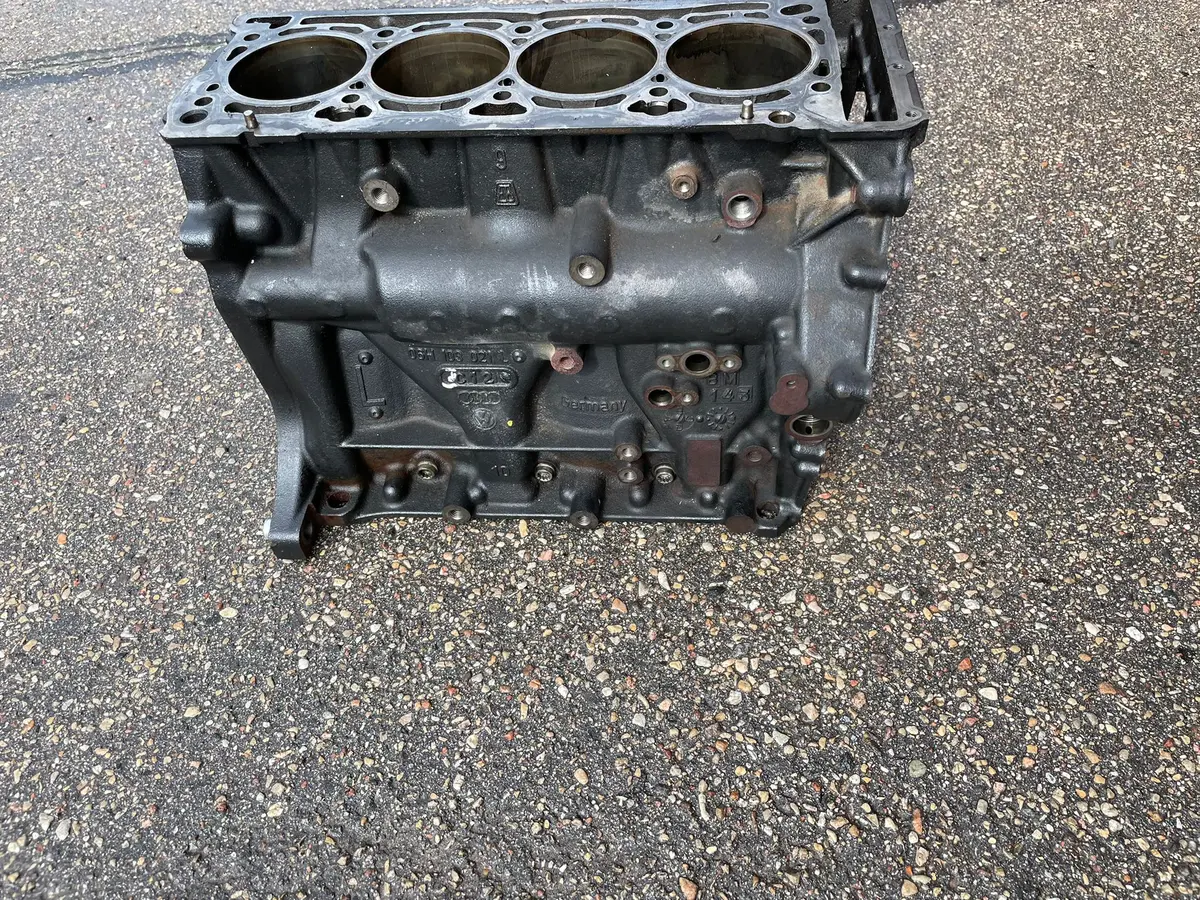 Cylinder Block For Audi A4 A5 A6 Q5 2.0 Petrol Tsi Tfsi Engine Part Number 06H103021l, 06H 103 021 L 1