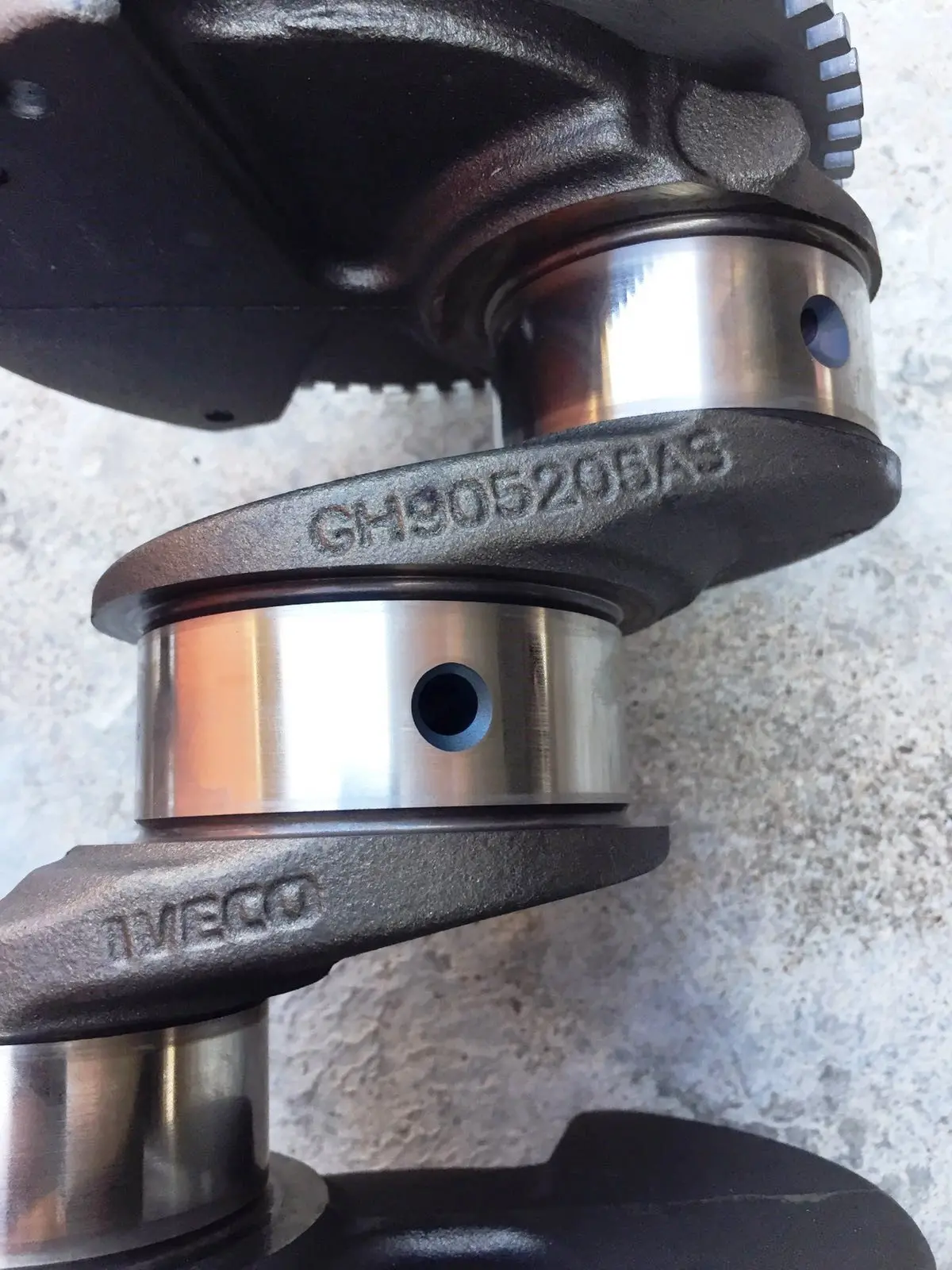 Genuine Engine Standart Crankshaft Gh905205as 2285005 502295016 Iveco Daily Fiat Ducato Peugeot Boxer  2.3 3.0 Jtd Hpi F1ae F1ce 1