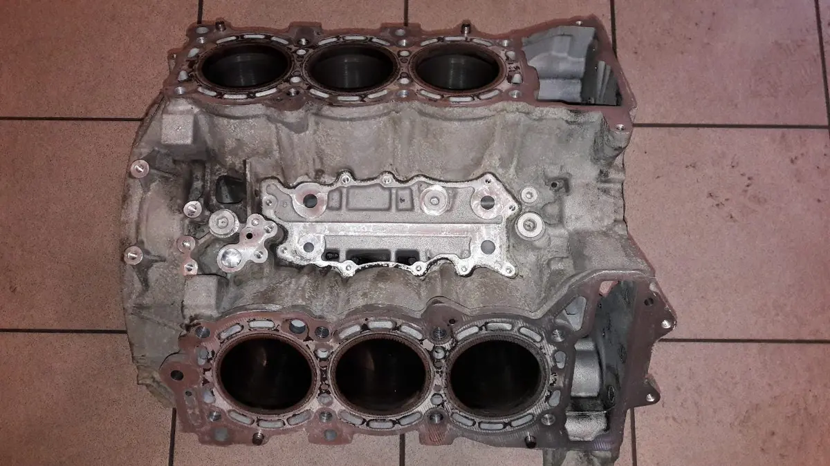 Engine Cylinder Block For Mercedes-Benz R 642 81 05 #R6428105 #Om642 #Mb642920 642.920 3.0 3,0 280Cdi 300Cdi 320Cdi Diesel 350Cdi C E Ml Gl R Class 1