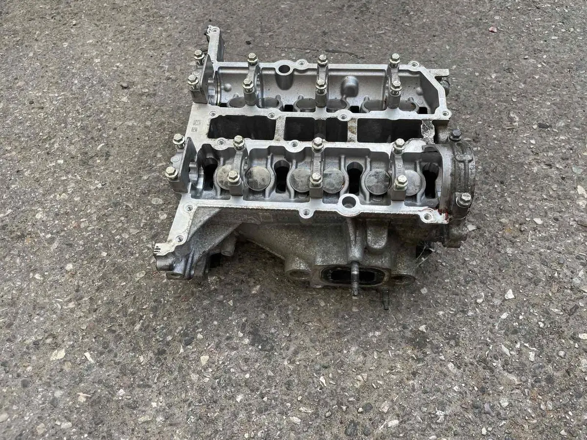 2019 Ford Fiesta 1.1 Ti-Vct Gasoline (17-21) Engine Cylinder Head E3bg-6090-C Rfe3bg-6090-C 1