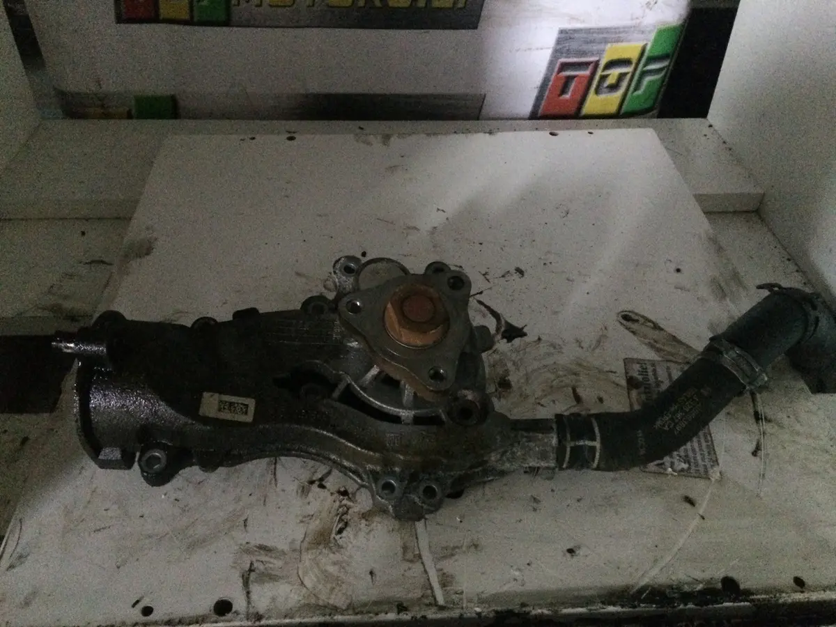 2011 A12xer Opel 1.2 Benzinas Variklio Vandens Pompa 55568032 1