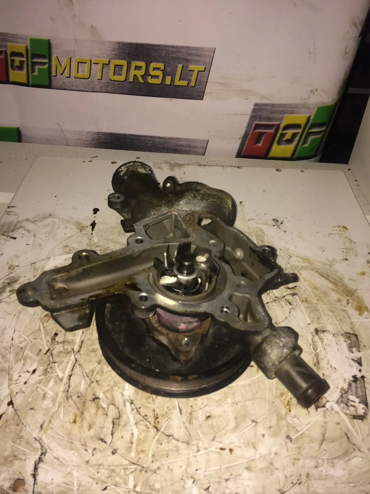 2004 Z12xep Opel 1.2 Benzinas Variklio Vandens Pompa 1