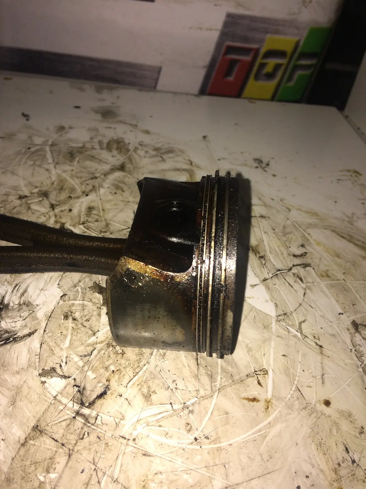 2004 Z12xep Opel 1.2 Petrol Engine Piston With A Connecting Con Rod 2