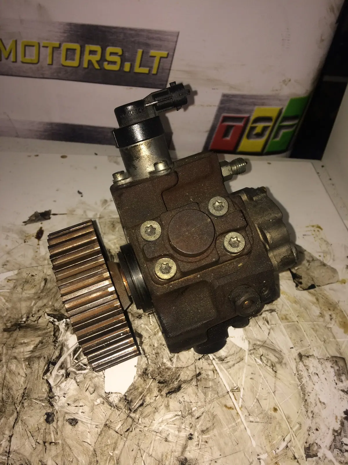 2005 9Hx Dv6 Peugeot Citroen Ford Volvo Fiat 1.6 Hdi Tdci Diesel Engine Fuel Pump 0445010102 9683703780 1