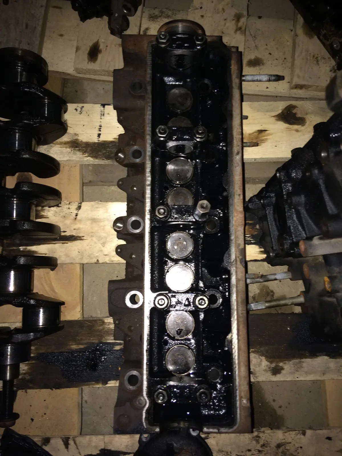 2002 Ford 1.8 Tdci Diesel Engine Cylinder Head 1S4q-6090-Cb 1