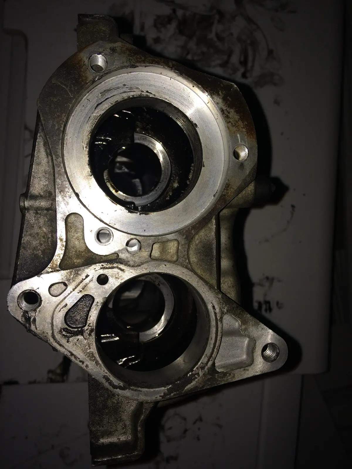 2006 Z13dth Opel 1.3 Cdti Diesel Engine Cylinder Head Cover / Camshaft Housing 55197853 2