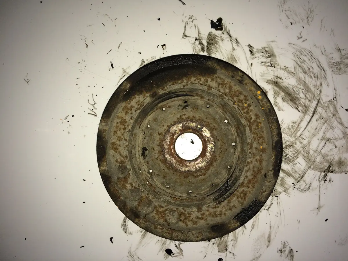 2004 K9k Renault Nissan Dacia 1.5 Dci Diesel Engine Crankshaft Pulley 1
