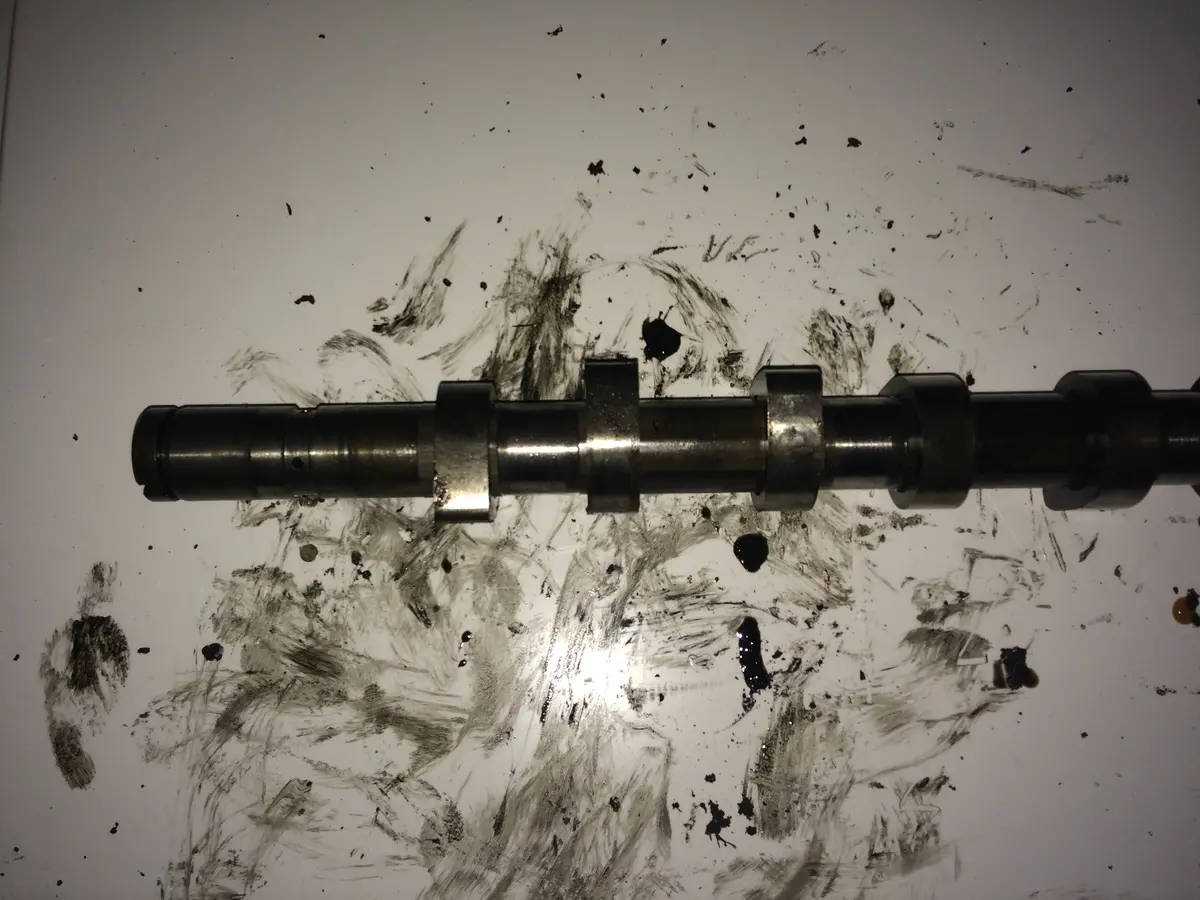 2004 K9k Renault Nissan Dacia 1.5 Dci Diesel Engine Camshaft 2