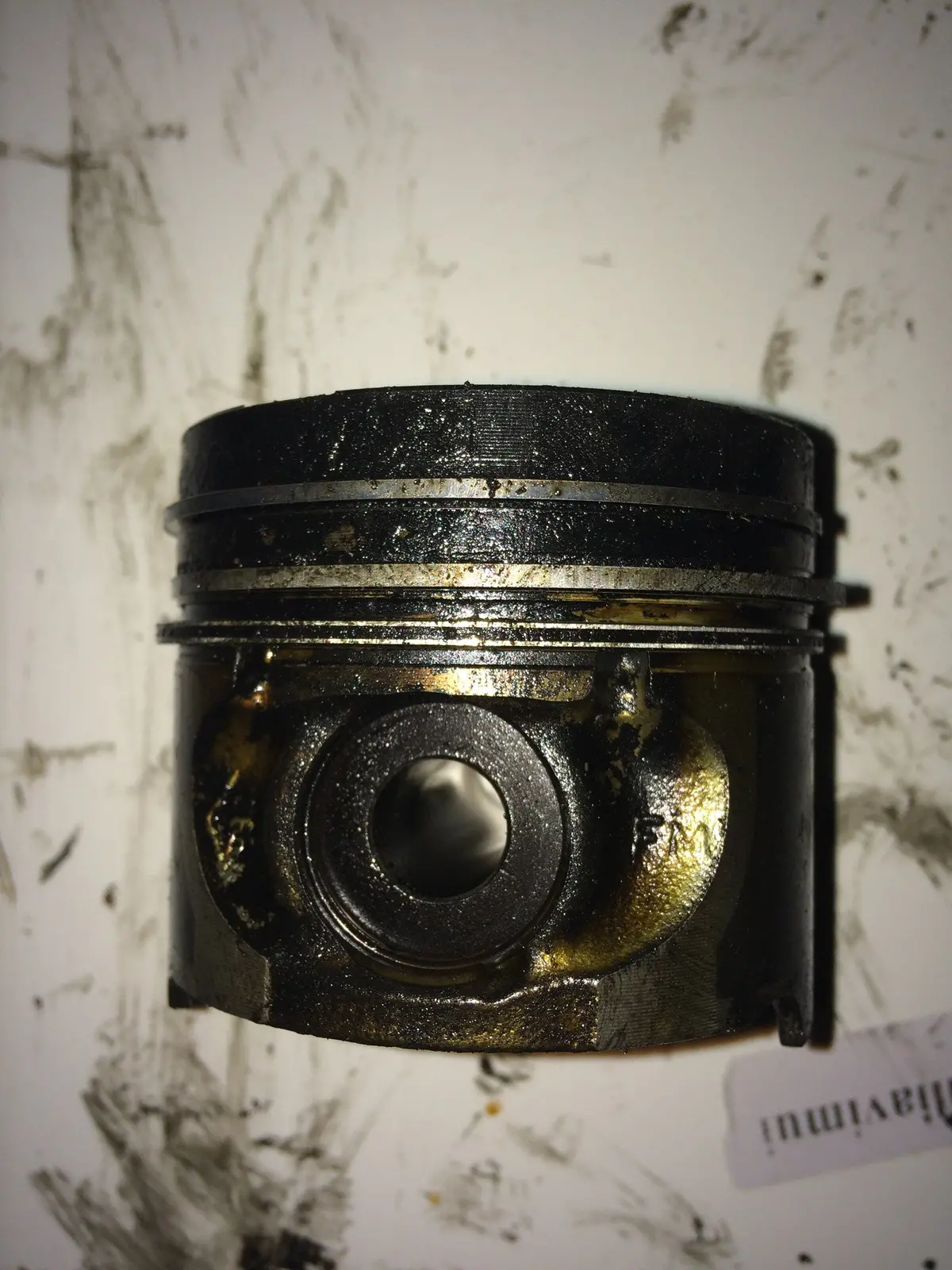 2004 K9k Renault Nissan Dacia 1.5 Dci Diesel Engine Piston 2