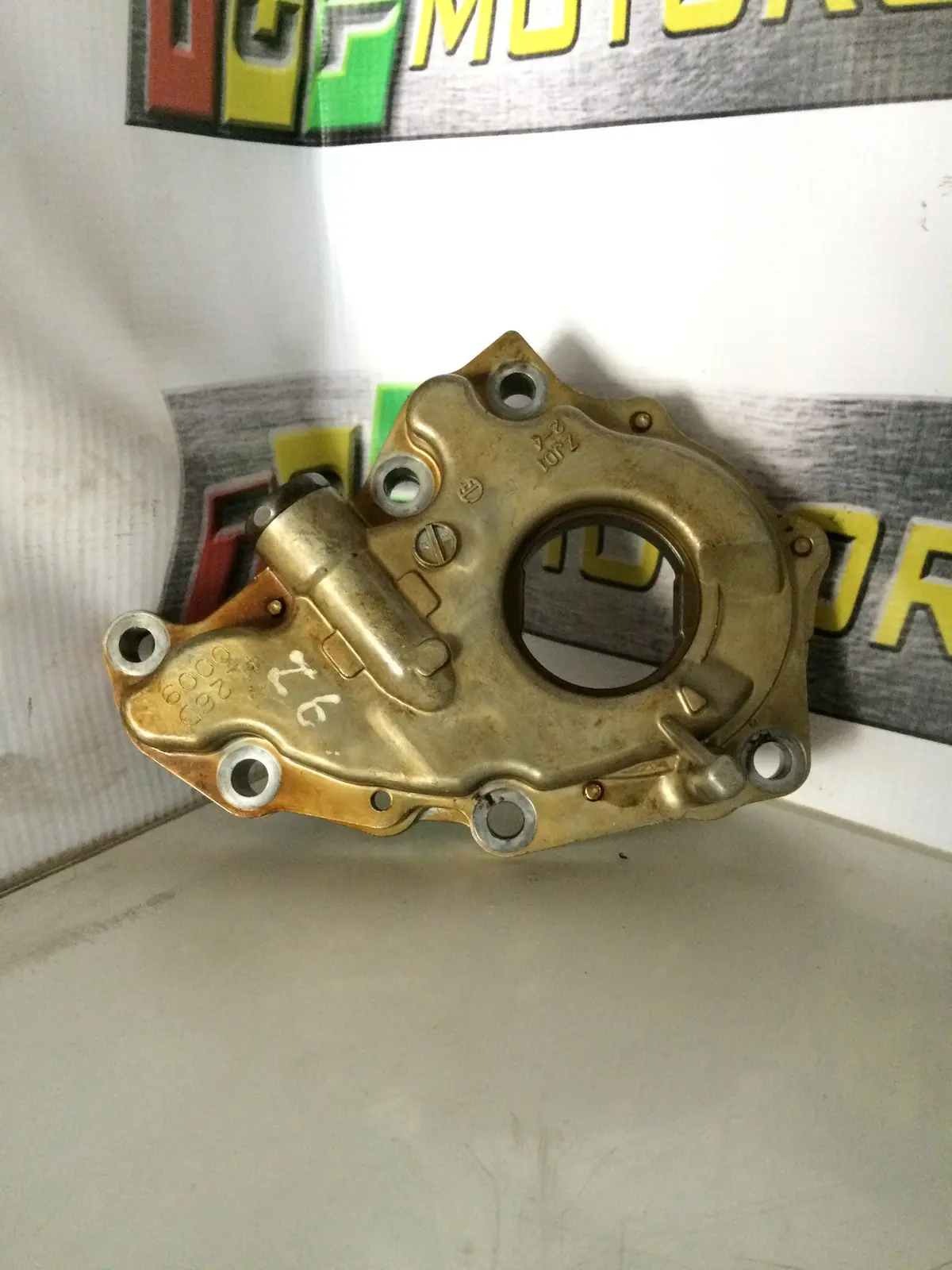 2008 Z6 Mazda 1.6 Petrol Engine Oil Pump 1