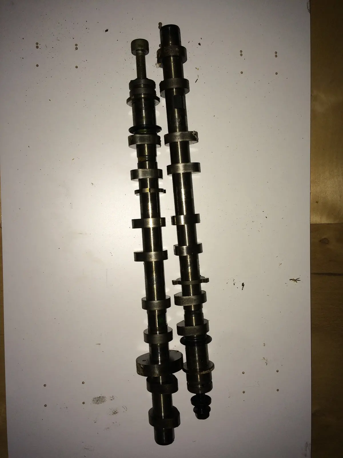 2009 2Ur-Fse 2Ur Fse Lexus Ls 600H Ls600h Hybrid 5.0 V8 Petrol Engine Pair Of Camshaft 1